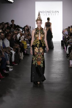 Catherine Njoo defilede Endonezya çeşitlilik 2017