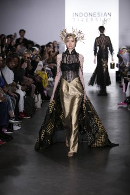 Catherine Njoo defilede Endonezya çeşitlilik 2017