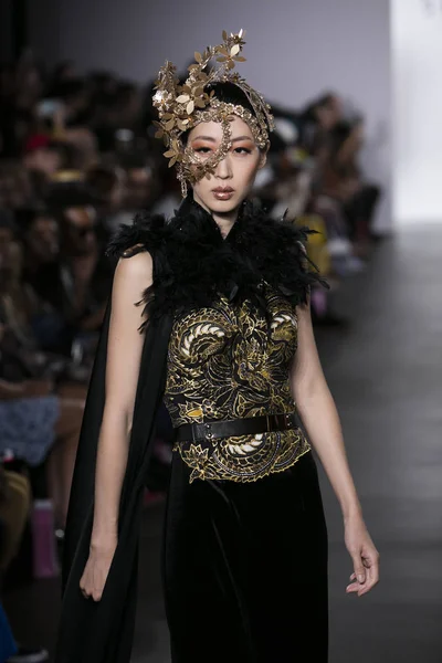 Catherine Njoo defilede Endonezya çeşitlilik 2017