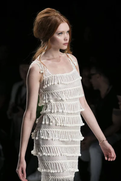 Malan Breton moda gösterisi Ss18