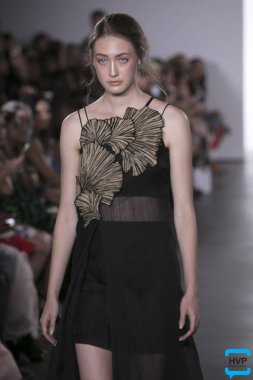 Mehmet'ın moda gösterisi ilkbahar yaz 0218