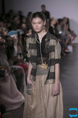 Mehmet'ın moda gösterisi ilkbahar yaz 0218