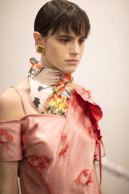 Kar Xue Gao sunu sırasında New York moda hafta Ss18