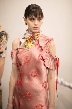 Kar Xue Gao sunu sırasında New York moda hafta Ss18