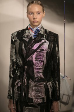 Kar Xue Gao sunu sırasında New York moda hafta Ss18