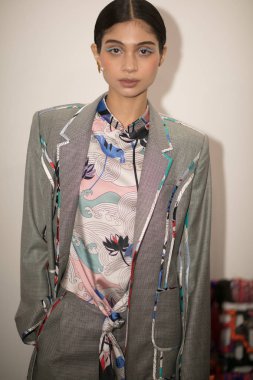 Kar Xue Gao sunu sırasında New York moda hafta Ss18