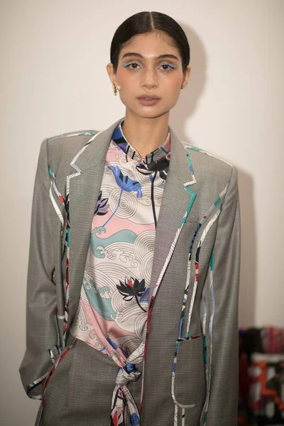 Kar Xue Gao sunu sırasında New York moda hafta Ss18