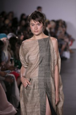 Mehmet'ın moda gösterisi Nyfw ilk sahne Ss18