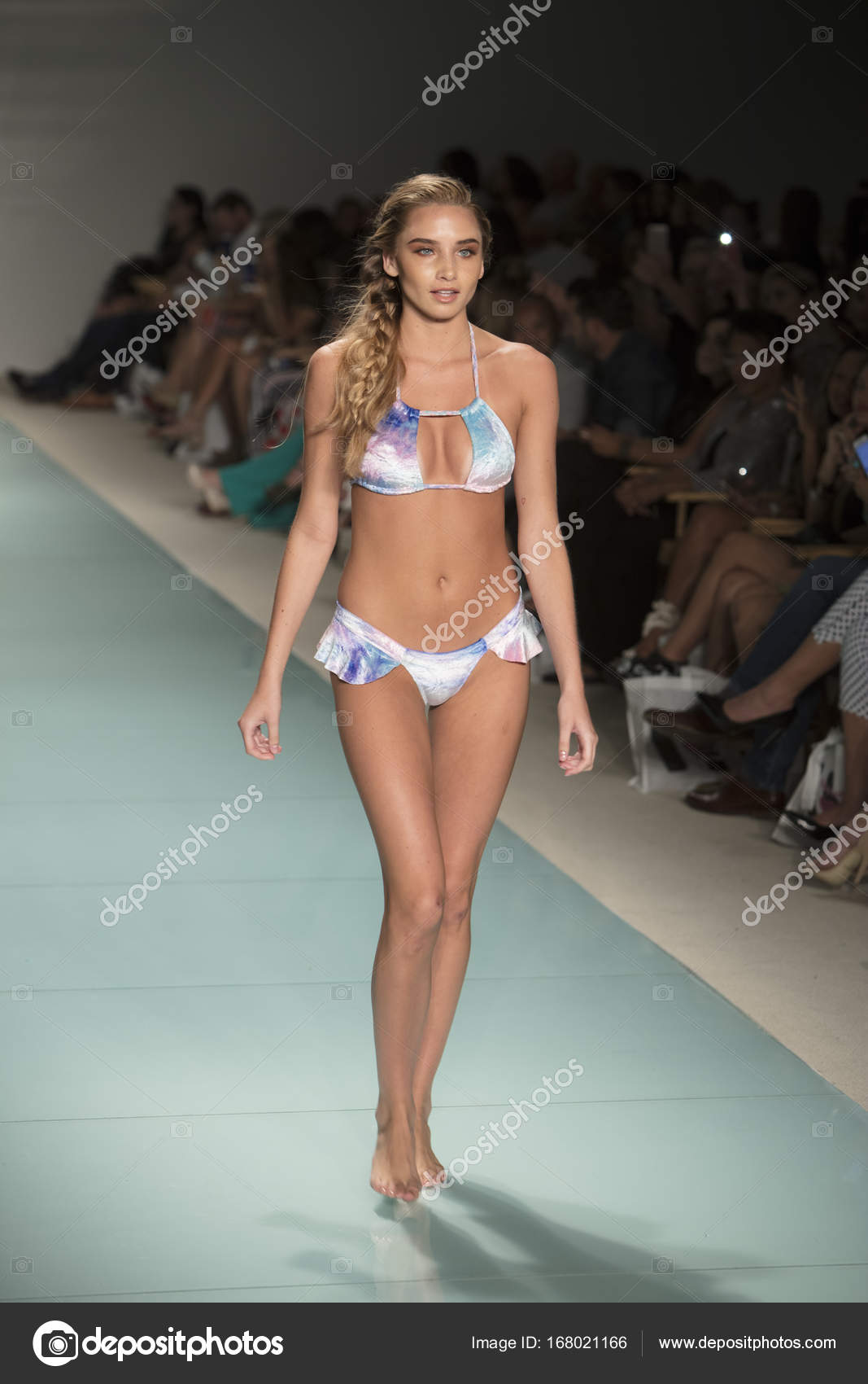 Кортні Allegra моди шоу Funkshion 2017 – Стокове ...