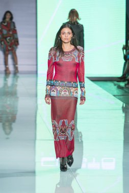 Custo Barcelona defile Miami moda haftasında 2017