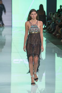 Custo Bracelona moda gösterisi sırasında Miami moda hafta 2017