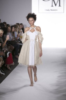 Cindy Monteiro moda gösterisi ilkbahar yaz 2018