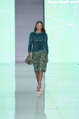 Miami moda haftası 2017 Custo Barcelona moda gösterisi Resort 2018