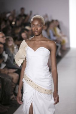 Cindy Monteiro moda gösterisi ilkbahar yaz 2018