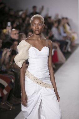 Cindy Monteiro moda gösterisi ilkbahar yaz 2018