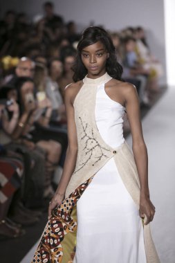 Cindy Monteiro moda gösterisi ilkbahar yaz 2018