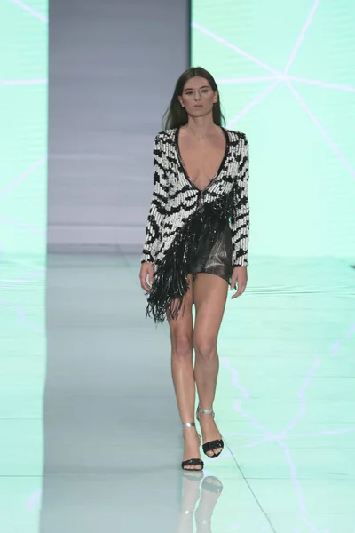 Barcelona ügyfe divat Show Miami Fashion Week 2017 — Stock Fotó