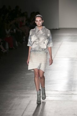 Manken Nyfw ilkbahar/yaz 2018, Konseyi, kalkınan Amerikalı Moda Tasarımcısı Vitrini Fesdevy New York City Pier 59 stüdyolarında 10 Eylül 2017 üzerinde featuring sırasında pist yürür