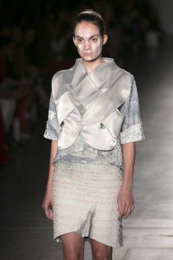 Manken Nyfw ilkbahar/yaz 2018, Konseyi, kalkınan Amerikalı Moda Tasarımcısı Vitrini Fesdevy New York City Pier 59 stüdyolarında 10 Eylül 2017 üzerinde featuring sırasında pist yürür