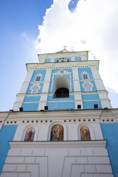 Catedral de San Miguel de Cúpula Dorada en Kiev — Foto de Stock