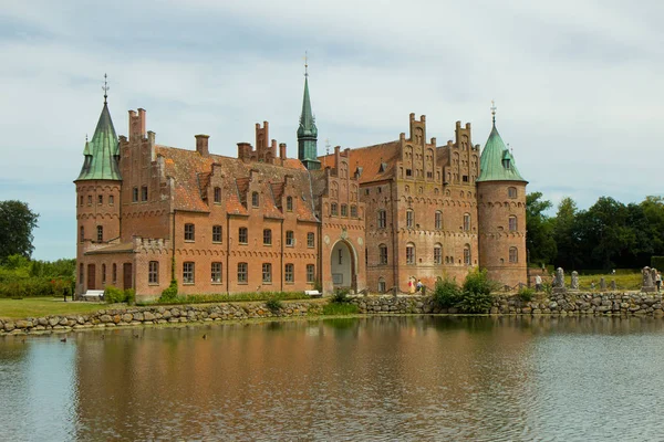 Egeskov slot i Danmark — Stockfoto