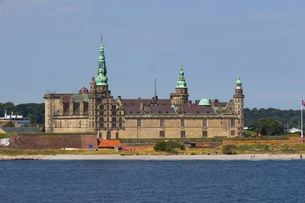 Uitzicht op het kasteel Kronborg in Denemarken — Stockfoto