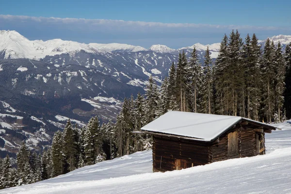 Utsikt över Alperna i Zillertall valley, Österrike — Stockfoto