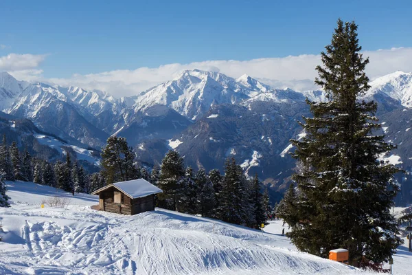Vista dos Alpes no vale de Zillertall, Áustria — Fotografia de Stock
