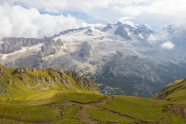 Weergave van Marmolada gletsjer van Arabba-kabelbaan — Stockfoto