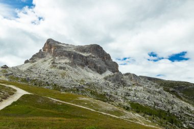 güzel manzarasına Dolomites Alpler, İtalya