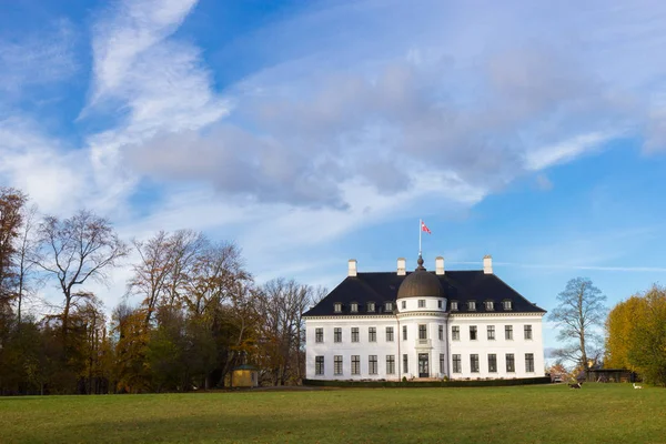 Bernstoff-sleuf - Deens Koninklijk Paleis — Stockfoto