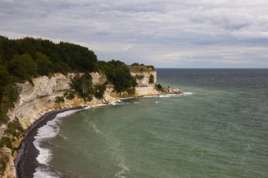 Stevns Kliff - Danimarka bir kireçtaşı kayalıklarla görünümünü