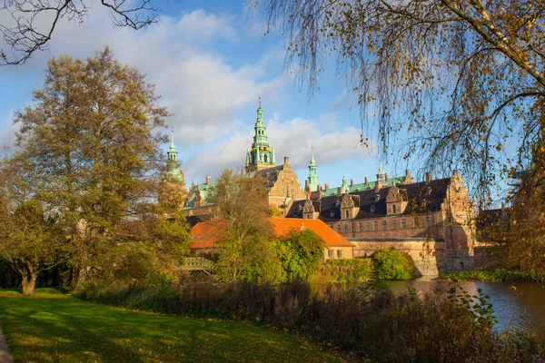 Frederiksberg palota Hilleroedben, Koppenhágától északra — Stock Fotó