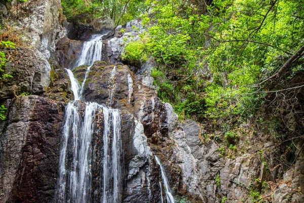 Cascades de Sos Molinos - 30 mètres de hauteur cascade sur la Sardaigne — Photo