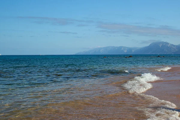 Vista de la playa de Palmasera en Cala Gonone, Cerdeña — Foto de Stock