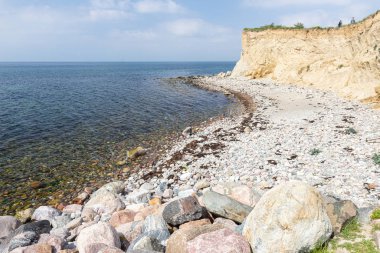 Bridgecliff - Danimarka 'daki Büyük Kemer Köprüsü yakınlarında bir uçurum