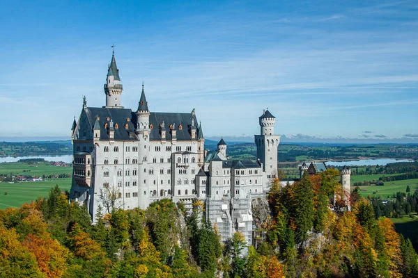 Vista del famoso castillo de Neuschwanstein en Baviera —  Fotos de Stock