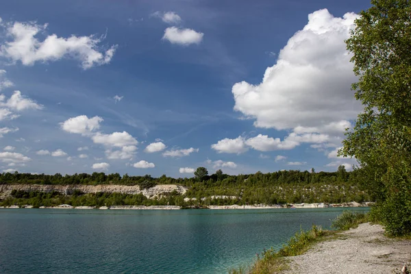 Karlstrup Kalkgrav lago que solía ser una fosa de tiza — Foto de Stock