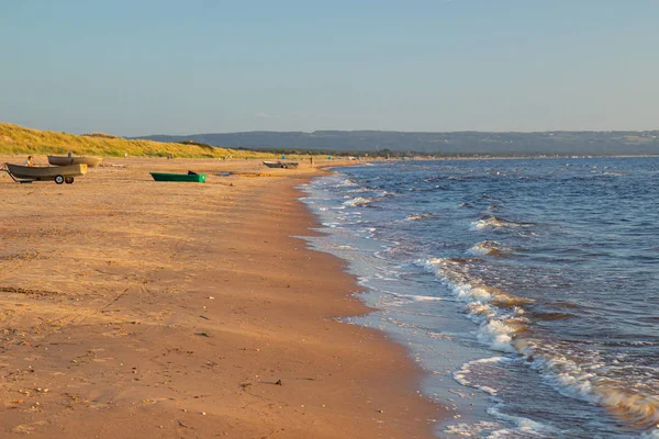 Une plage de sable fin à Mellembystrand, sud de la Suède — Photo