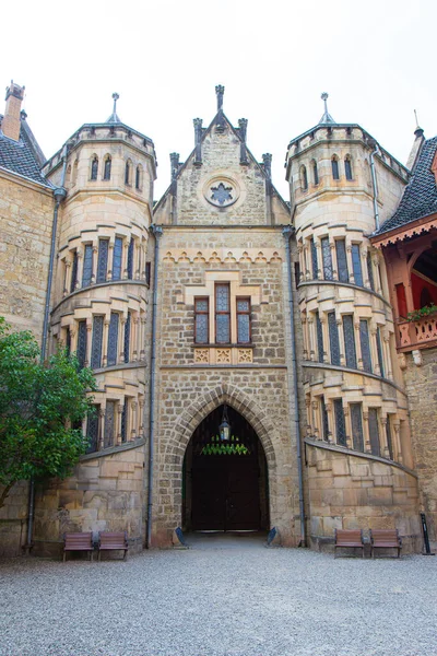 Gevel van het prachtige Marienburg kasteel bij Hannover — Stockfoto