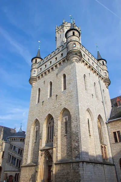 Gevel van het prachtige Marienburg kasteel bij Hannover — Stockfoto