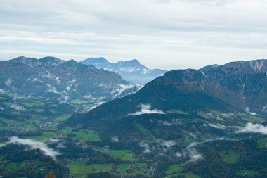 Kehlsteinhaus, Berchtesgaden Ulusal Parkı, Almanya 'dan Alp Vadisi manzarası