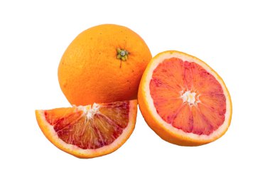 Beyaz arka planda taze turuncu