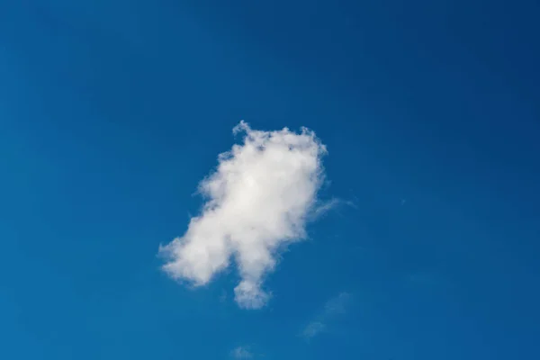 Céu com nuvens para fundo — Fotografia de Stock