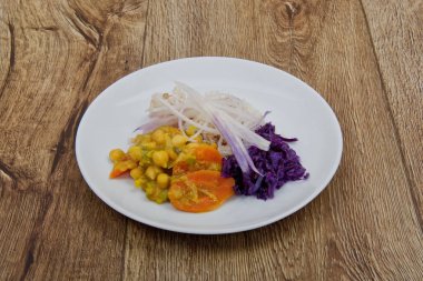 Havuç ve pırasa, pirinç ve buğday bir tablo ile nohut