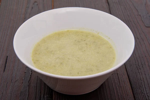 Bramborová polévka se špenátem — Stock fotografie
