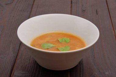 Sebze masada istiridye mantar çorbası