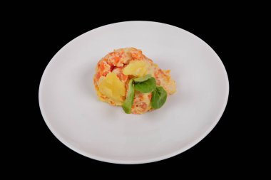 Bir arka plan üzerinde sebze ile krem patates