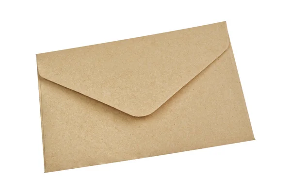 Бежевый конверт на белом фоне — стоковое фото
