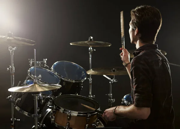 Drummer Playing Drum Kit In Studio — Stock Photo, Image